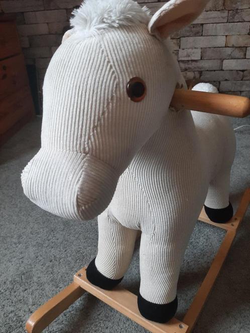 Stoffen zachte HOBBELPAARD echt mooi als NIEUW slechts 20 €, Kinderen en Baby's, Speelgoed | Hobbelfiguren, Zo goed als nieuw