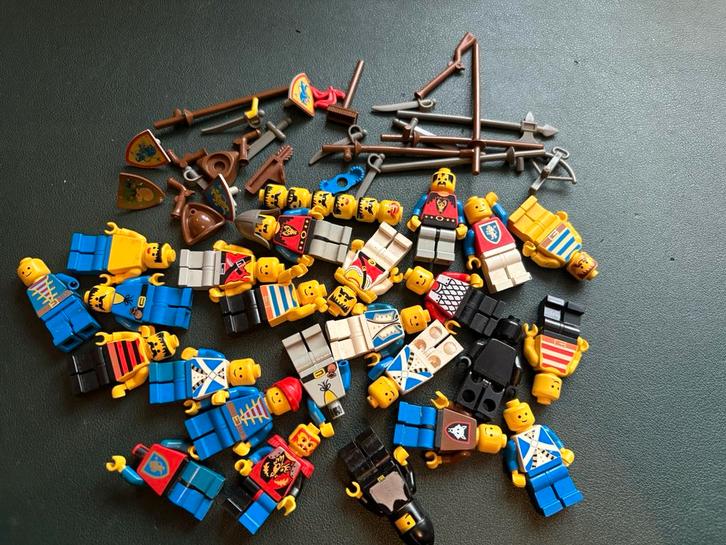 Partij lego castle piraten poppetjes, Kinderen en Baby's, Speelgoed | Duplo en Lego, Zo goed als nieuw, Ophalen of Verzenden