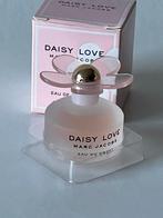 Daisy Love Marc Jacobs Parfum Miniatuur, Verzamelen, Verzenden, Zo goed als nieuw, Miniatuur