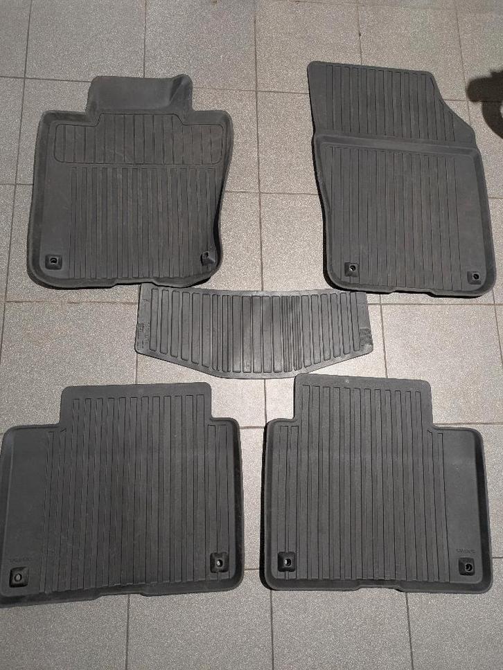 Volvo S90 V90 rubber automatten, Auto diversen, Automatten, Zo goed als nieuw, Ophalen