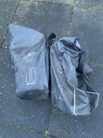 Waterdichte fietstassen van Basil, Fietsen en Brommers, Fietsaccessoires | Fietstassen, Ophalen of Verzenden, Zo goed als nieuw