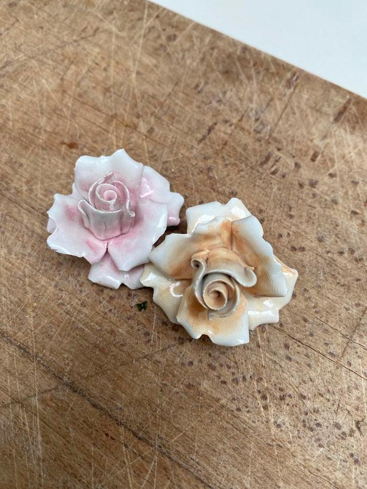 Aardewerk Roosjes - Decoratie, Antiek en Kunst, Antiek | Keramiek en Aardewerk, Ophalen of Verzenden