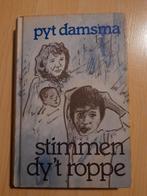 STIMMEN DY 'T ROPPE door Pyt Damstra friestalig, Boeken, Romans, Ophalen of Verzenden, Nederland