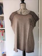 Mooi bruin tshirt met opengewerkt stof van Squesto , mt 42, Kleding | Dames, Bruin, Maat 42/44 (L), Ophalen of Verzenden, Zo goed als nieuw
