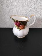 Royal Albert Old Country Roses melkkannetje, Antiek en Kunst, Ophalen of Verzenden