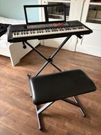 Yamaha Keyboard met standaard en kruk, Muziek en Instrumenten, Keyboards, Ophalen, 61 toetsen, Yamaha, Zo goed als nieuw