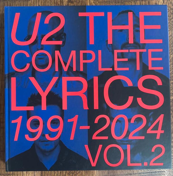 U2 - The Complete Lyrics 1991-2024 vol.2 (Limited Edition), Boeken, Hobby en Vrije tijd, Nieuw, Overige onderwerpen, Ophalen of Verzenden