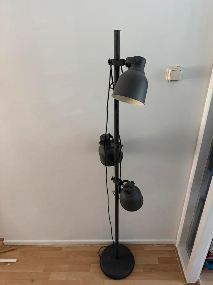 Stalamp met 3 verstelbare spots, Huis en Inrichting, Lampen | Vloerlampen, Zo goed als nieuw, 150 tot 200 cm, Metaal, Ophalen