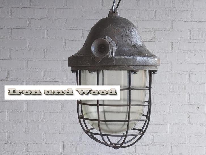 Grote metalen XXL bully /hanglamp afm H50 D30, Huis en Inrichting, Lampen | Hanglampen, Gebruikt, Minder dan 50 cm, Metaal, Ophalen of Verzenden