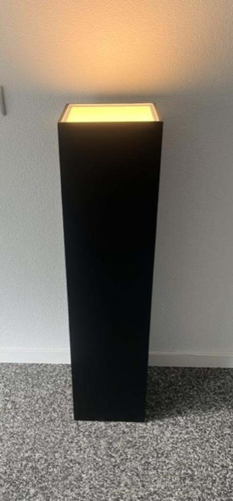 ZWARTE ZUIL SOKKEL KOLOM PILAAR CONSOLE MET VERLICHTING 132, Huis en Inrichting, Woonaccessoires | Zuilen en Pilaren, Nieuw, Ophalen of Verzenden