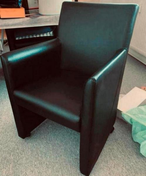 Stoel vier eetkamer fauteuils stoelen op wieltjes nieuwe, Huis en Inrichting, Stoelen, Ophalen of Verzenden