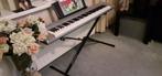 YAMAHA NP-30+standaard+beginners les-muziekboek+lessenaar, Muziek en Instrumenten, Keyboards, Ophalen, Aanslaggevoelig, Yamaha