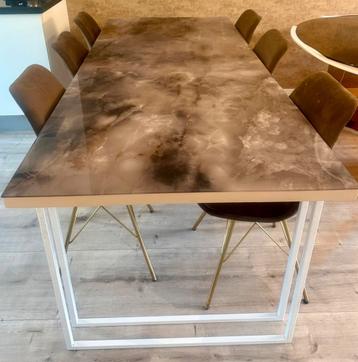 Eetkamertafel voor 6 personen - ZONDER stoelen! beschikbaar voor biedingen