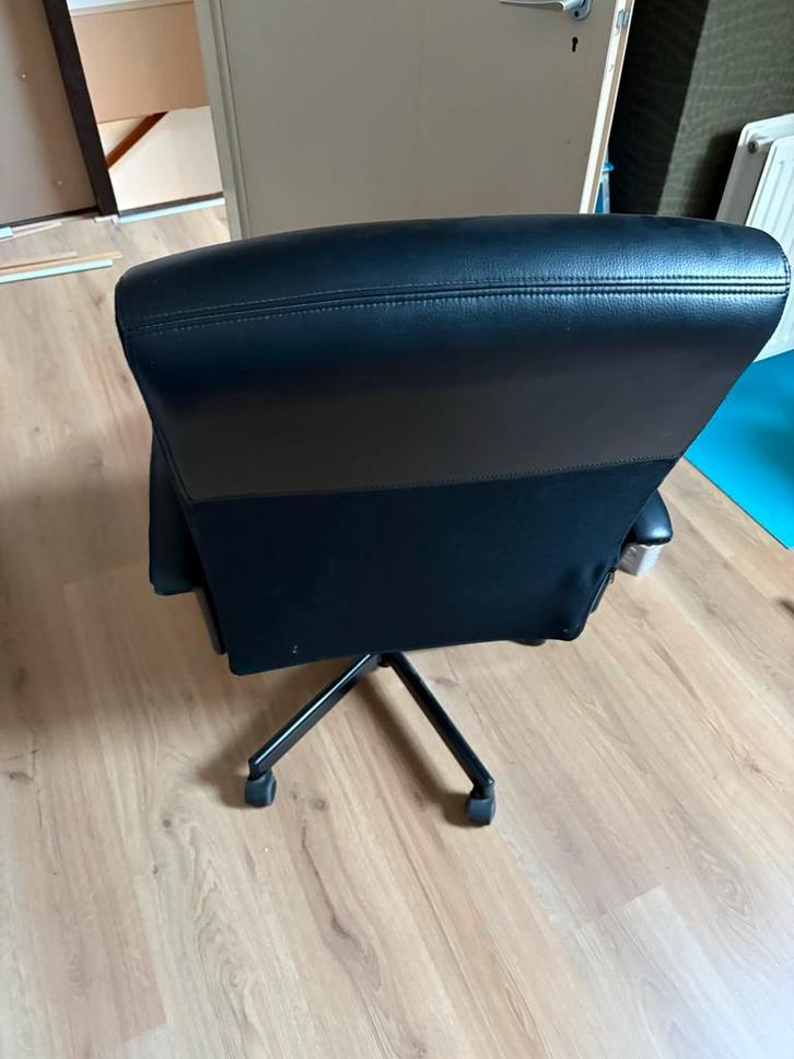 Comfortabele Bureaustoel - Zwart, Huis en Inrichting, Bureaustoelen, Gebruikt, Bureaustoel, Zwart, Ergonomisch, Ophalen of Verzenden