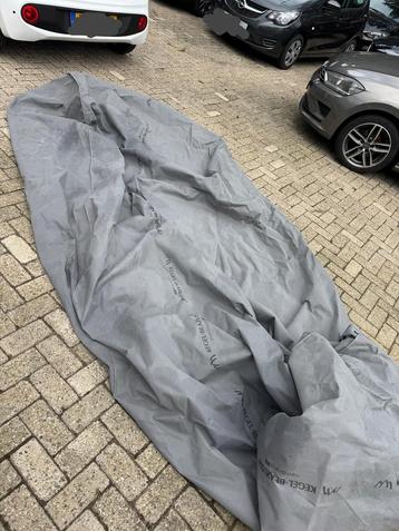 Auto pyama / beschermhoes beschikbaar voor biedingen