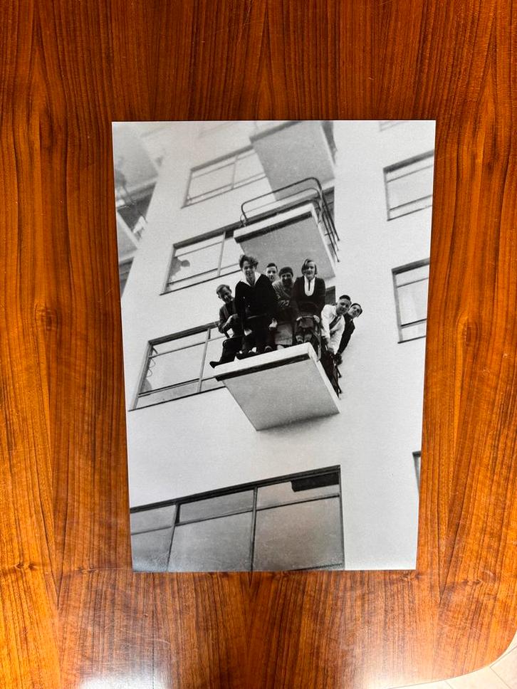 Fine Art Print Studenten in Dessau Frits Schreiber Collectie, Antiek en Kunst, Kunst | Litho's en Zeefdrukken, Ophalen of Verzenden