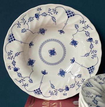 Churchill Georgian Finlandia set van 6 vintage diepe borden beschikbaar voor biedingen