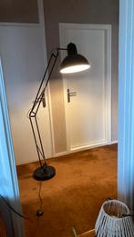 Zwarte vloerlamp, schaarlamp GRATIS, Ophalen, Zo goed als nieuw, Metaal, Vintage, modern, industrieel