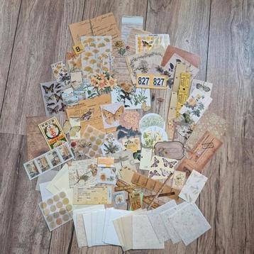 Ephemera setje geel beschikbaar voor biedingen
