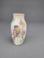 Plateel vaas Zuid-Holland Gouda decor MV =Mat Vogel, Ophalen of Verzenden