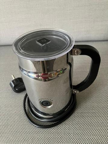 Nespresso melkopschuimer beschikbaar voor biedingen