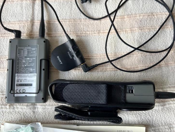 Draadloze speldmicrofoon Sony, Audio, Tv en Foto, Fotografie | Professionele apparatuur, Gebruikt, Ophalen