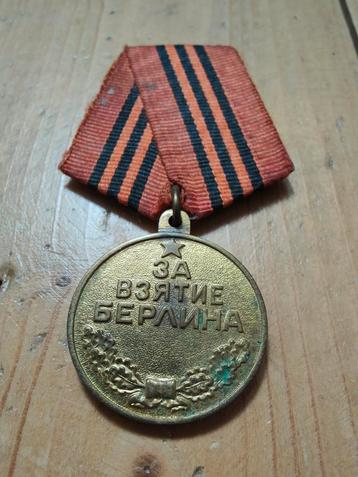 WW2 Medaille Soviet CCCP Voor de verovering van Berlijn  beschikbaar voor biedingen