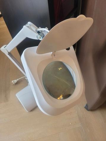 Nieuwe Fysic Loeplamp Tafelmodel beschikbaar voor biedingen