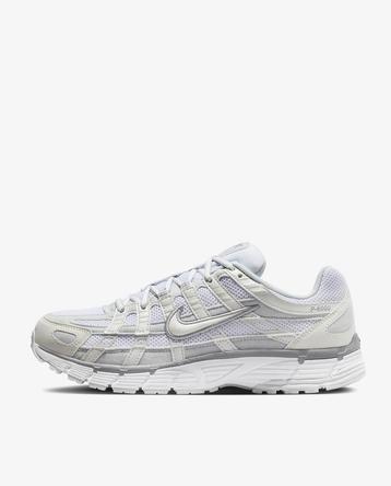 Nike P-6000 ‘Summit White Pure Platinum’ - maat 44 beschikbaar voor biedingen