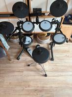 Elektronisch drumstel + drumstokken + drumkruk, Ophalen, Zo goed als nieuw, Trommel