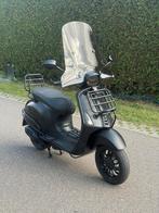 Vespa Sprint 2019 e4! Led! 11.000KM! Snor, Ophalen