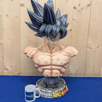 Life Size Dragon Ball Z Super bust Goku hars 1/1  83cm beschikbaar voor biedingen
