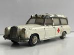 Mercedes 220S ambulance van Tekno 1:43 bespeeld vintage, Verzenden, Gebruikt, Auto, Overige merken