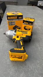 DeWalt DCF900 + DCB1104 + DCB184, Ophalen of Verzenden, Zo goed als nieuw, 600 watt of meer