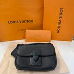 LV Black Monogram Taurillon Messenger S Lock Sling Bag, Uk@contact.louisvuitton.com, Zwart, Ophalen of Verzenden, Zo goed als nieuw