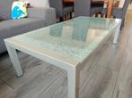 Frame van aluminium, glasplaat van 'gebroken glas'. 140x70, Huis en Inrichting, Tafels | Salontafels, Ophalen, Gebruikt, 50 tot 100 cm