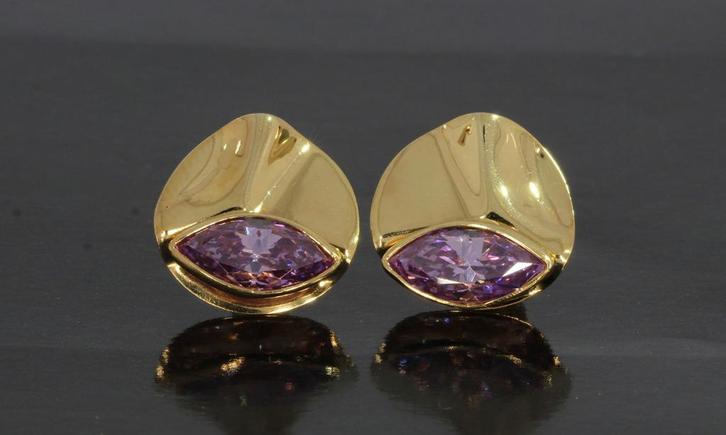 Amethist fraaie 14k gouden luxe dames oorbellen edelsteen, Sieraden, Tassen en Uiterlijk, Oorbellen, Zo goed als nieuw, Hangers