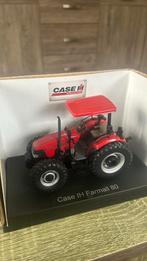 Universal hobbies Case IH farmall 80, Universal Hobbies, Ophalen of Verzenden, Zo goed als nieuw, Tractor of Landbouw