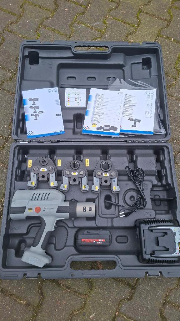 Viega pressgun Picco accu perstang persapparaat., Auto diversen, Autogereedschap, Zo goed als nieuw, Ophalen of Verzenden