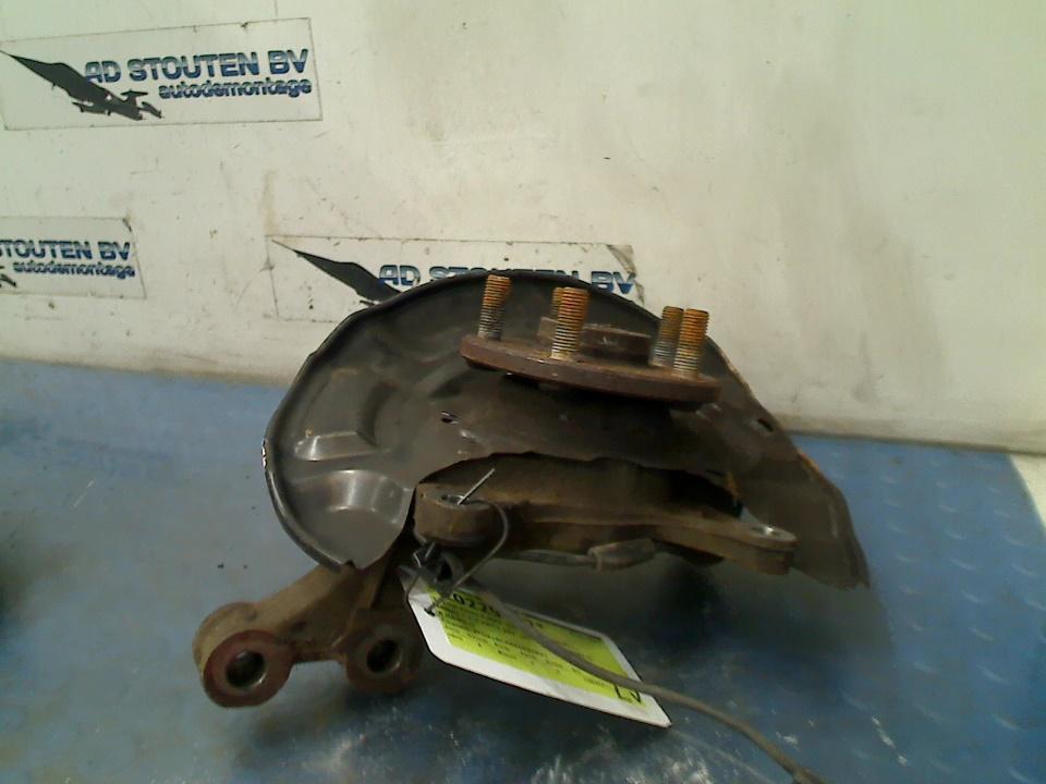 Fusee Links Voor Toyota Verso S (2010-11/2016-10), Gebruikt, Kundenbetreuung@toyota.de, Toyota-Allee 2, Köln 50858, , Duitsland