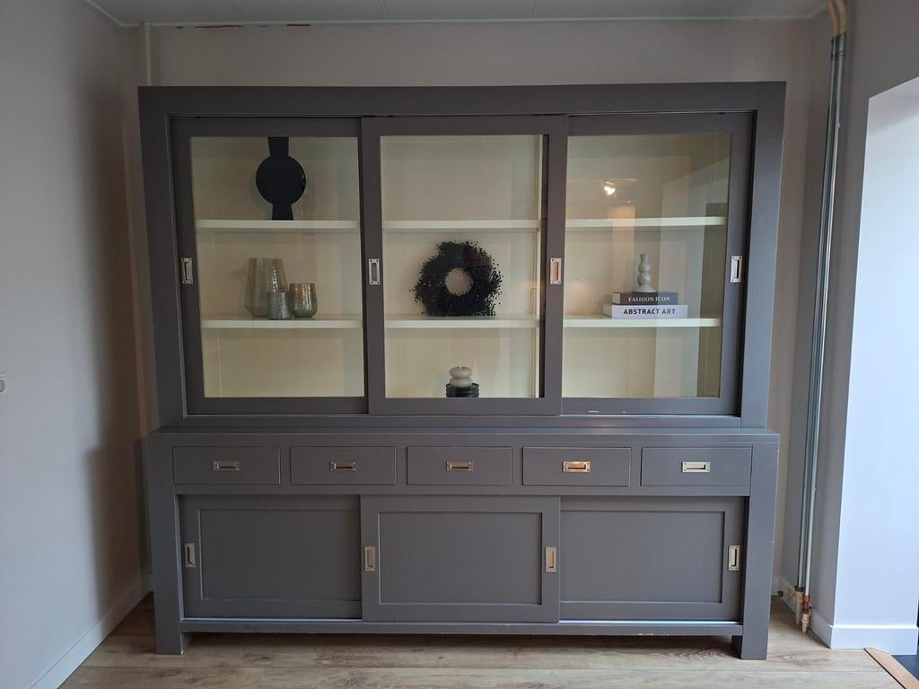 Buffetkast van De Troubadour, Gebruikt, 200 cm of meer, Ophalen of Verzenden, 200 cm of meer