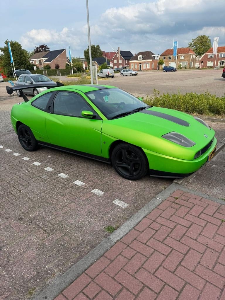 Fiat Coupe 2.0 20V 1998 Rood en zwart bj2000 geen apk, Voorwielaandrijving, 1995 cc, Zwart, Zwart
