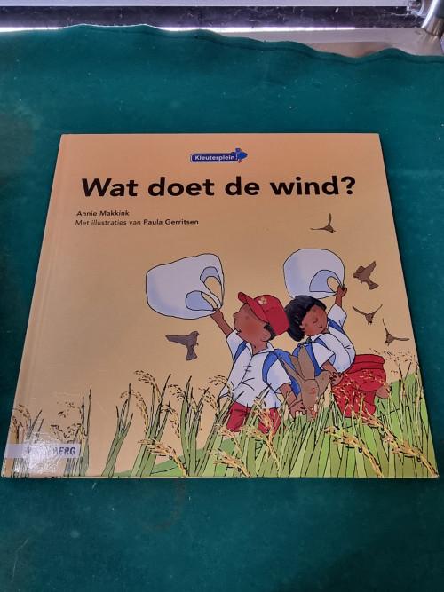 boek wat doet de wind annie makkink, Ophalen of Verzenden