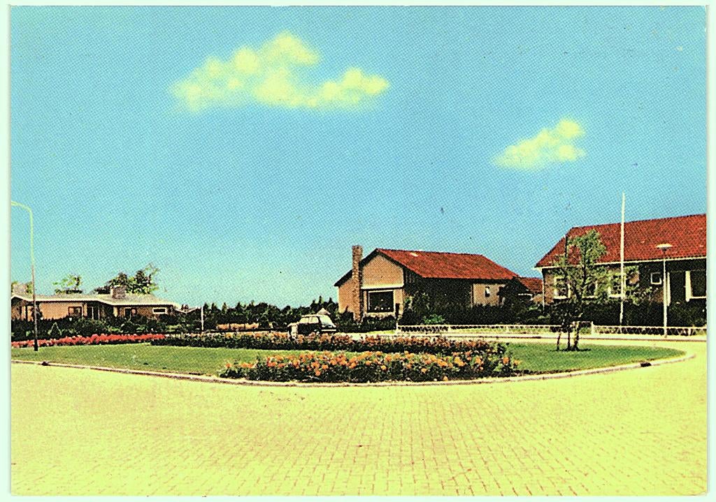 801427 Sliedrecht ZH 1971 Bungalows Waalstraat Onbeschreven, Ophalen of Verzenden, 1960 tot 1980, Ongelopen, Zuid-Holland