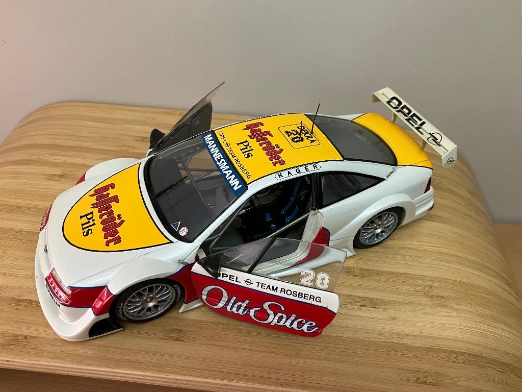 Opel Calibra DTM nr 20  ITC 1996  J.J Letho  1/18 UT Models, Hobby en Vrije tijd, Modelauto's | 1:18, Ophalen of Verzenden, Nieuw