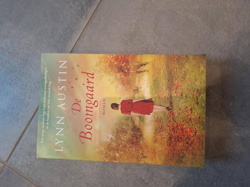 De Boomgaard Lynn Austin, Boeken, Romans, Ophalen of Verzenden, Gelezen, Nederland