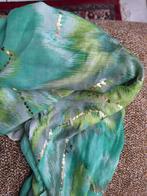 Grote Groene Sjaal met Gouden Details - 85x185 cm, Kleding | Dames, Mutsen, Sjaals en Handschoenen, Ophalen of Verzenden, Gedragen