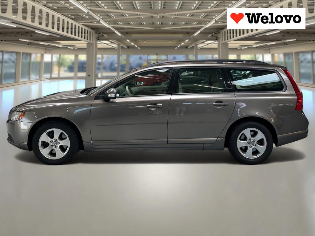 Volvo V70 2.5FT Momentum Incl. BTW, leder, trekhaak, electr., Gebruikt, Parkeersensor, 2521 cc, Euro 4