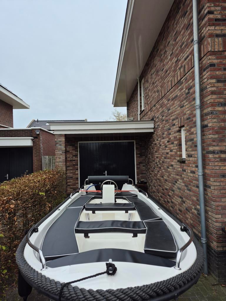 Amigo 430 Sloep met 9.9pk Suzuki BB motor en trailer, Watersport en Boten, Sloepen, Tot 10 pk, Ophalen of Verzenden, Zo goed als nieuw