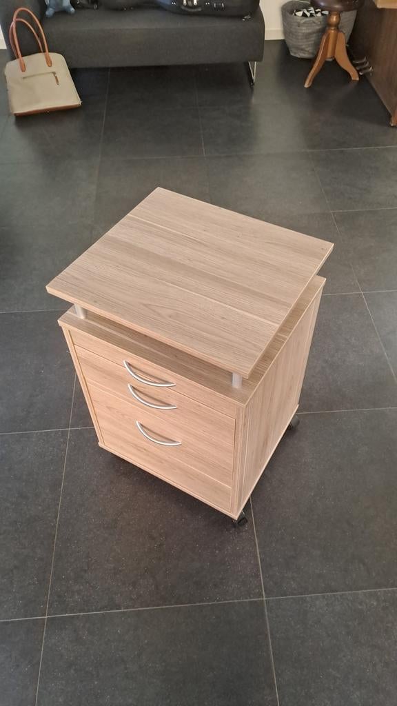 Bedkastje, 50 tot 100 cm, 50 tot 75 cm, Ophalen of Verzenden, Zo goed als nieuw